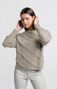 Sweater with round neck, long sleeves and diagonal details