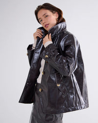 Short shiny jacket